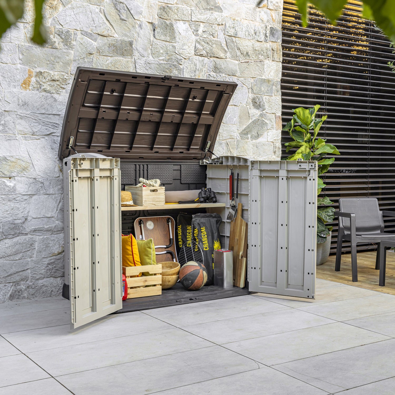 KETER - Armadio Box Attrezzi da giardino beige Store It Out Arc 1200L - h120x146x82 cm